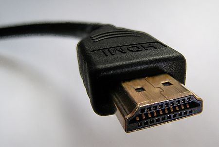 450px-HDMI_connector-male.jpg